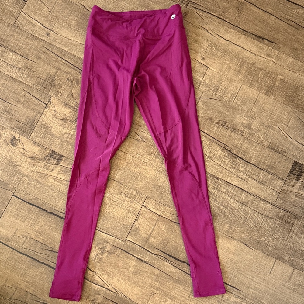 Women Magenta Leggings
